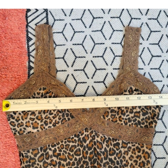 THATS SO FETCH LEOPARD PRINT & BLACK LACE MINI SLIP DRESS, SZ 8 - Picture 9 of 12